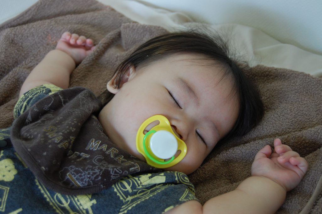 乳児 特に新生児 の異常な呼吸の種類 子どもが病気になったときのホームケア